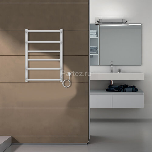 Полотенцесушитель электрический AZARIO MILAN 400/600 6 секций, диммер справа, белый (AZ90846W)