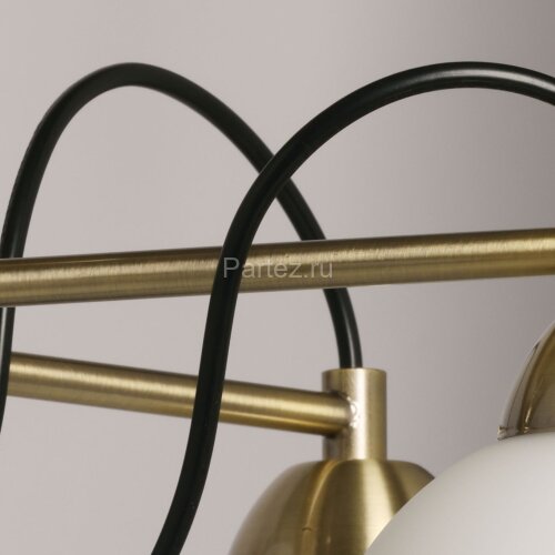 Потолочная люстра DeMarkt 220014305